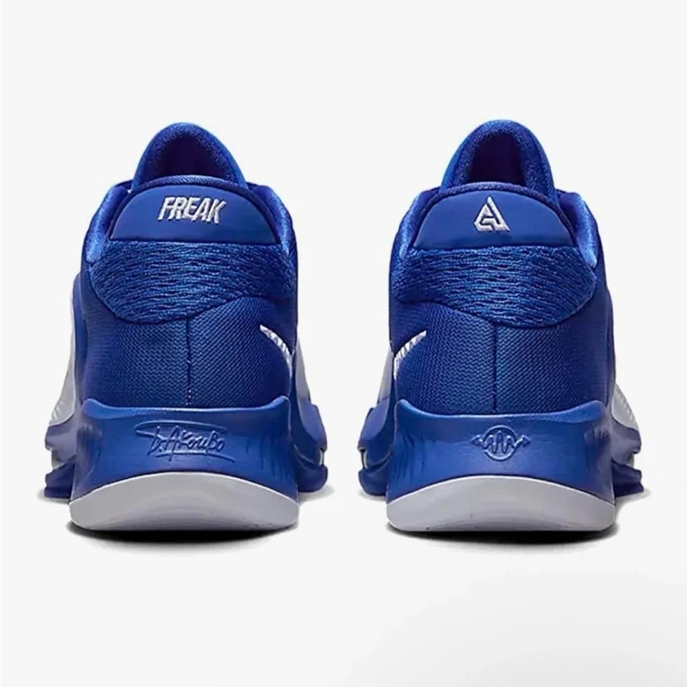 Nike Zoom Freak 4 TB Sneakers 5.5 Game Royal Blue Basketball DO9679-401 Sporty